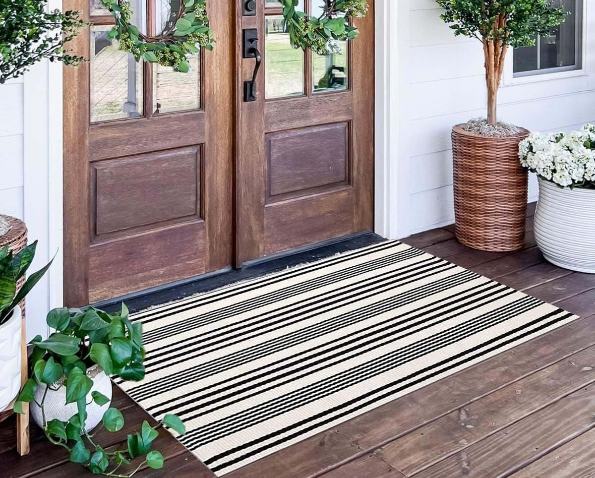 Black and White Striped Outdoor Rug 24″x51″Farmhouse Front Porch Rug | Hand-Woven Machine Washable Layered Door Mats Outdoor for Entryway Porch Decor