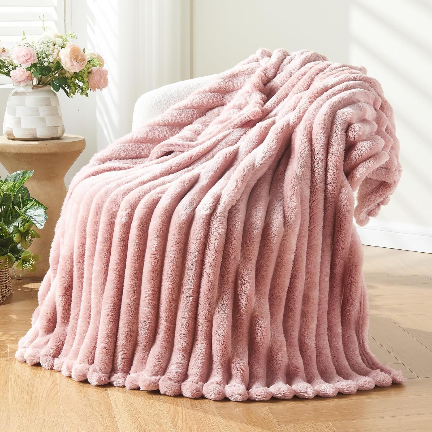 NEWCOSPLAY Fleece Ribbed Cozy Throw Blanket for Couch, Pink, 50″x60″ | Premium Silky Flannel Blanket, Soft Lightweight Fluffy Throw Blanket for Bed Sofa Decor, Gift for All Season Use