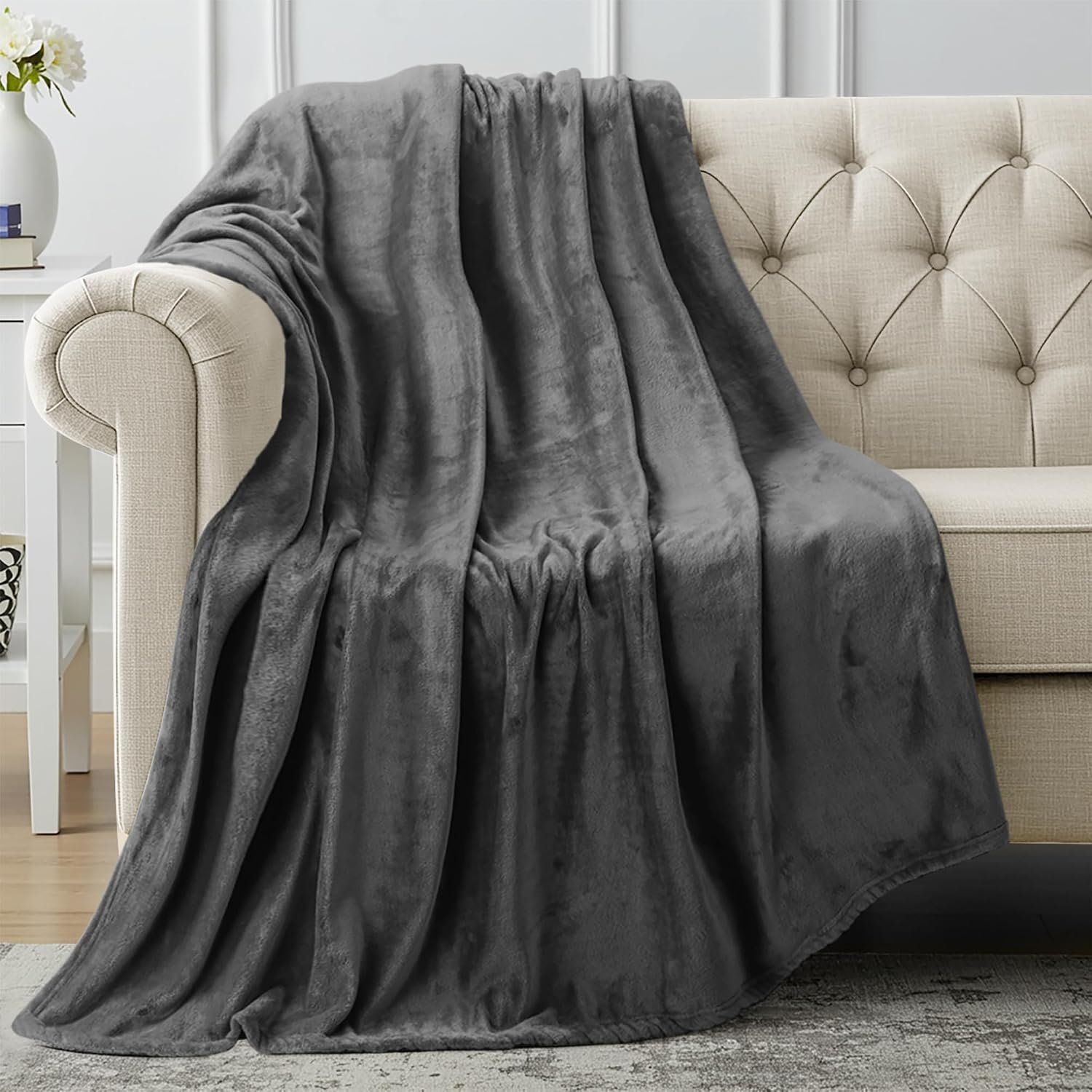 Utopia Bedding Ultra Soft Fleece Bed Blanket Throw Size Grey (50×60 Inches) | Microfiber Plush Warm Lightweight Breathable Cozy Blanket Anti-Static, All Season Use, Gift for Women and Men